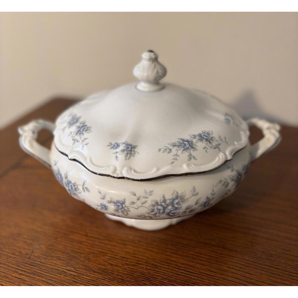 Winterling Renaissance II Round Covered Vegetable Serving Bowl Bavaria Germany
